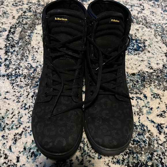 Dr Martens Womens Sheridan Lace Up Boot 